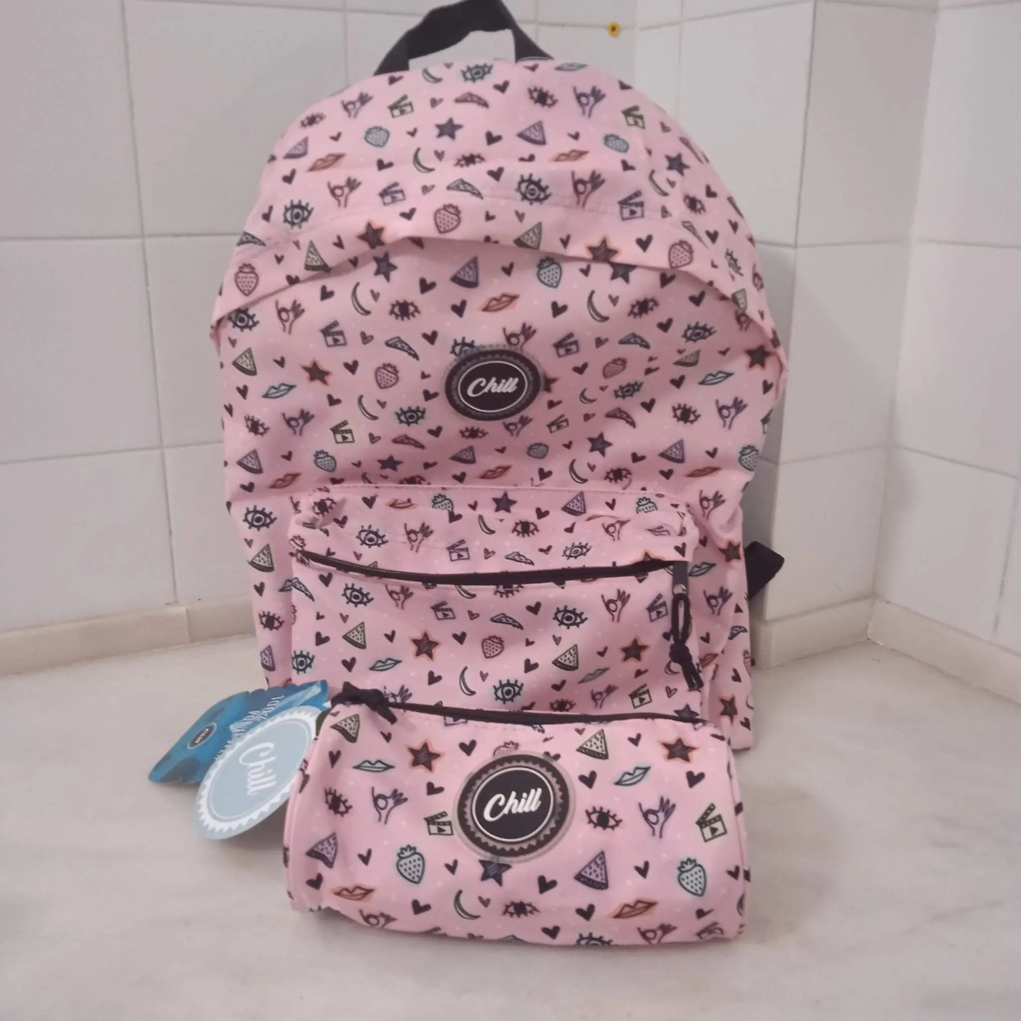 Conjunto de Mochila com estojo Chill