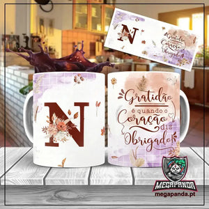 Taza con letras de búho