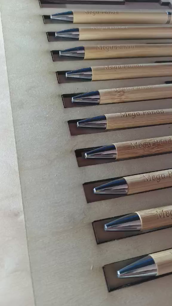 Caneta de Madeira com Gravação