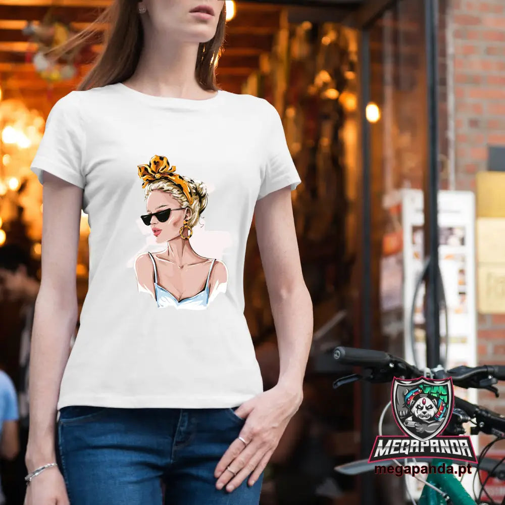 T-Shirt Senhora Desenho Girl 1 Branca / S Brindes